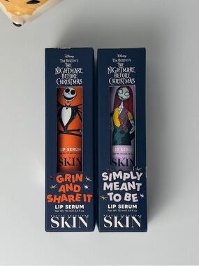DISNEY TIM BURTON'S THE NIGHTMARE BEFORE CHRISTMAS LIP SERUM